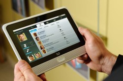 После ряда задержек и длительных испытаний в июле Cisco выпустила первую модель Cius — планшета, предназначенного для применения в корпоративной среде. Фото: Cisco