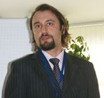 А. Гнуни убедительно аргументирует необходимость покупки режущего стола: 