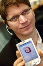 Поговаривают, Никлас Зеннстрем, как и Янус Фриис, очень хочет вернуть себе Skype 