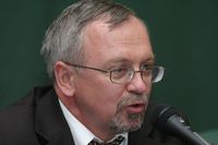 Михаил Емельянников рассчитывает, что в условиях кризиса аутсорсинг информационной безопасности будет пользоваться популярностью 