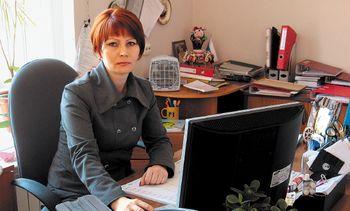 «Наличие собственных обученных специалистов позволяет серьезно сэкономить на стадии внедрения, а модуль, внедренный собственными силами, не требует стороннего сопровождения»,  Инга Альбот, начальник отдела разработки, внедрения и сопровождения ПО компании «Полисан»