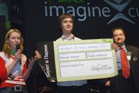 Судьи и зрители, которые могли выразить свои симпатии на специальном стенде, отдали первое место проекту Arina 