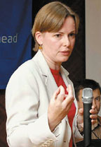 Франзсуаза Бурдоне и ее сотрудники будут вникать в особенности российской дачной жизни