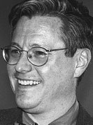 Торнтон Мэй обладает обширным опытом работы в качестве обозревателя ИТ-индустрии. Электронную почту ему можно направлять по адресу thorntonamay @aol.com