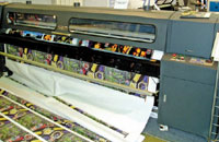 Durst Rho 600 — один из самых популярных планшетных принтеров в России 