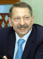 Михаил Ферапонтов: «Время легких продаж коробочных продуктов заканчивается»