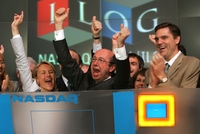 Пьер Харен ударом в колокол NASDAQ возвещает о двадцатилетии ILOG (май 2007 года) 