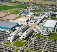 Производство процессов по 45-нанометровой технологии ведется на заводе AMD Fab 36 в Дрездене (Германия)