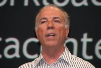 Марк Темплтон: "Мы не стремимся в лидеры или законодатели, мы видим свою задачу в обеспечении наших заказчиков наиболее рациональной инфраструктурой для доставки приложений в рамках существующих платформ" Марк Темплтон: "Мы не стремимся в лидеры или законодатели, мы видим свою задачу в обеспечении наших заказчиков наиболее рациональной инфраструктурой для доставки приложений в рамках существующих платформ"