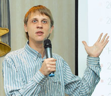 По словам Александра Гостева, вирусы все активнее борются с антивирусами; уже сейчас некоторые из них для нахождения и деактивации антивирусных программ пользуются сигнатурными методами