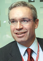 Ханс Питер Кипфер: «Возможно, принятие идеи CRM в государственном секторе — вопрос не технологии, а терминологии»