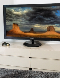 Sony взяла новый рубеж габаритов жидкокристаллических телевизоров