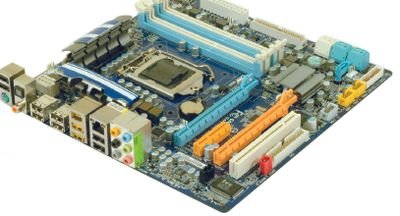 Если вы хотите собрать компактную настольную систему, то Gigabyte GA-P55M-UD4 — подходящий вариант