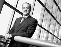 Компания Corel была основана Майком Коуплендом в 1985 году, и долгое время ее единственной опорой оставался графический редактор CorelDraw