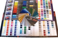 Каталоги литых плёнок Oracal включают серию 970 (26 цветов) для оклейки транспорта, светорассеивающую серию 8800, серию 951 для экстремальных условий (большой выбор металлизированных цветов)