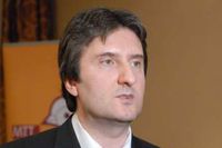 Элдар Разроев: « Меня пригласили, поскольку я — не самый лучший специалист в области B2B, но хорошо известен в сфере B2C». 