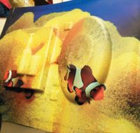 Световые короба, объёмные буквы и другая наружная реклама будет выглядеть интереснее, чем просто баннер. Образец предоставлен 