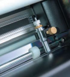 Крепление ножей очень удобно для быстрой их замены