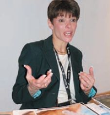 На пресс-конференции руководителям Xerox был задан вопрос о сроке коммерческой готовности. Точного ответа не последовало. И только позже, во время интервью Йеленчич сообщила мне что-то более определённое: 