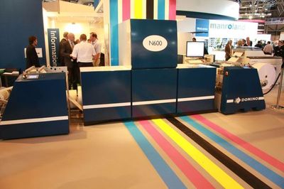Выпустив свою первую этикеточную ЦПМ N600, Domino Printing Sciences расширила специализацию. Создатели уверяют, что машина уже готова к коммерческой эксплуатации 