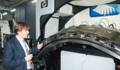 Бандеччи объясняет: 