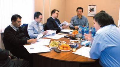 На этот раз нам удалось собрать самый полный за все годы состав участников, включая производителей