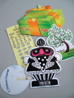 Образцы рекламной продукции: высечка становится привычным приёмом, обычными листовками типографии уже не обойтись