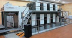 Komori Lithrone 44SP занимает заметно меньше места, чем традиционные 