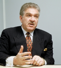 Лес Хайман: «Важно уметь не только привлекать людей, но и удерживать их, выращивать и мотивировать»