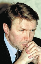 По мнению Валентина Макарова, в России существуют необходимые предпосылки для развития собственной сервисной индустрии