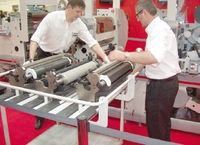 Для удобства замены модульных секций многие производители предлагают транспортные тележки