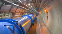 К всемирной сети обработки данных LHC подключено около 30 тыс. серверов с более чем 100 тыс. процессорных ядер