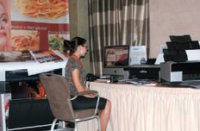 В Epson уверены, что именно так должно выглядеть рабочее место настоящих профессионалов: художников, дизайнеров, рекламщиков, специалистов в области цветопробы