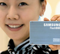 Один из энтузиастов перехода к широкому использованию SSD в корпоративной сфере, компания Samsung, подготовила твердотельный накопитель емкостью 128 Гбайт, а к концу текущего года в продажу может поступить модель емкостью уже 256 Гбайт