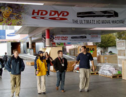 Сторонники HD-DVD не считает, что битва форматов уже закончилась