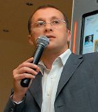 Михаил Старовойтов считает бессмысленным поиск нового «убийственного» приложения, ведь со временем у людей не появляются новые органы чувств