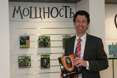 По словам Ахима Каттлера, в магазине будут представлены все товары данного сегмента, производимые HP, но приоритет будет отдан моделям премиум-класса  По словам Ахима Каттлера, в магазине будут представлены все товары данного сегмента, производимые HP, но приоритет будет отдан моделям премиум-класса