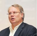 По мнению Марка Таунсенда, моделирование данных при разработке приложений средствами Oracle сокращает жизненный цикл разработки приложения до пяти фаз: моделирование, разработка, тестирование, развертывание и мониторинг