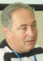 Михаил Эльянов возлагает определенные надежды на появившийся в рамках Совета по развитию информационного общества при президенте РФ постоянно действующий орган по вопросам использования ИТ в здравоохранении