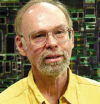 Глен Генри: «В 64-разрядной архитектуре Isaiah применена суперскалярная архитектура с внеочередным исполнением инструкций, способная обрабатывать одновременно несколько инструкций»