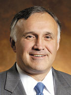 Рон Овсепян: «Конечная цель нашей корпоративной стратегии заключается в том, чтобы помочь клиентам организовать работу в смешанной среде»