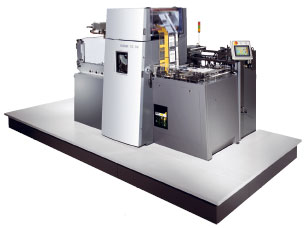 Kama ProCut 74 опционально комплектуется системами горячего тиснения фольгой, горячей порезки и нанесения голограмм (Фото: Kama)