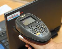 Благодаря конструктивным особенностям и прочному корпусу терминалы MT2000 выдерживают падение на бетонный пол