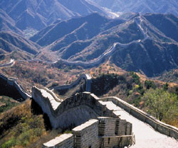 «Великий китайский сетевой экран», созданный китайскими властями для фильтрации нежелательного содержимого Internet до того, как оно достигнет пользователей, на самом деле сетевым экраном в истинном смысле слова не является