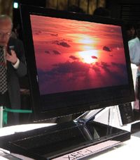 XEL-1, первый OLED-телевизор, был анонсирован компанией Sony два года назад на выставке Ceatec 2007 