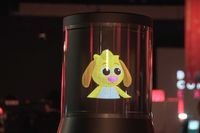 Дисплей имеет разрешение 96x128 пикселов; этого явно недостаточно для демонстрации высококачественных изображений, но тем не менее объекты смотрятся на удивление хорошо 