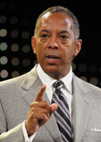 Джон Томпсон, генеральный директор компании Symantec, видит впереди новые покупки