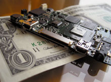 Миниатюрная материнская плата, разработанная компанией VIA, Mobile ITX, обладает размерами всего 7,5х4,5 см, что является минимумом при использовании доступных на сегодня компонентов