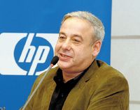 По словам Александра Асмолова, сегодня ОРТ специализируется на реализации образовательных проектов в области информационных технологий, тесно сотрудничая с ведущими ИТ-компаниями