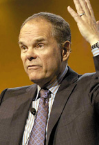 Дон Тэпскотт: «Различные ресурсы вики, блогов, социальных сетей, тэгов, каналов новостей и т. д. должны использоваться в рамках предприятия»